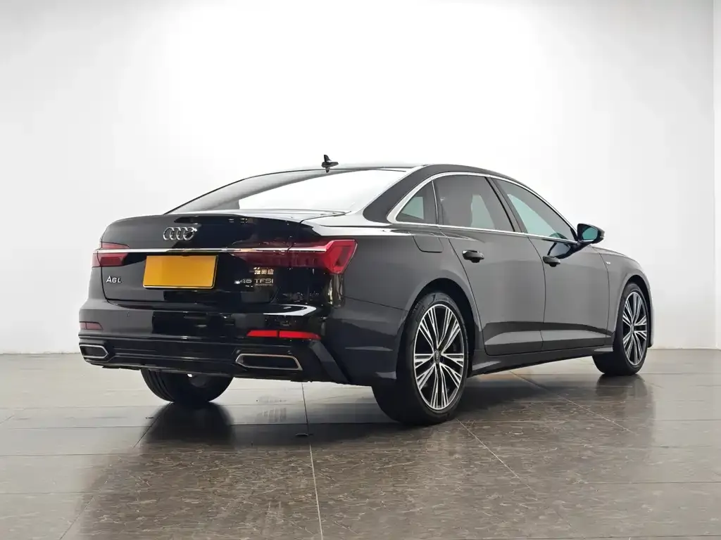 Audi A6L — фото 5