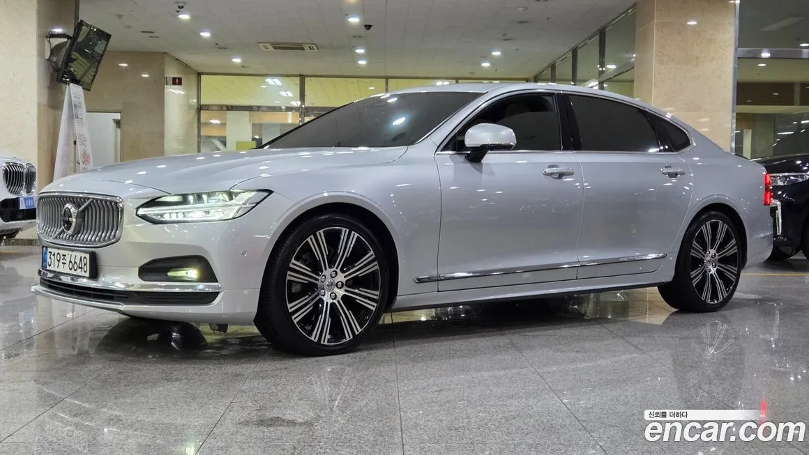 Volvo S90 — фото 1