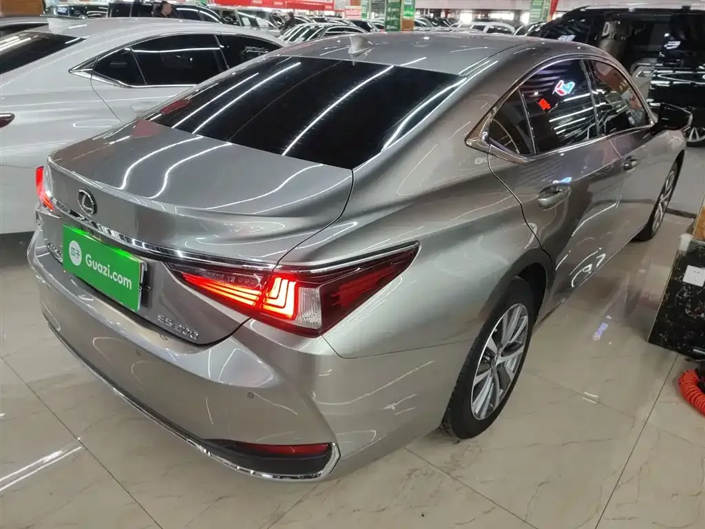 Lexus ES 2021 из CN, фото 4