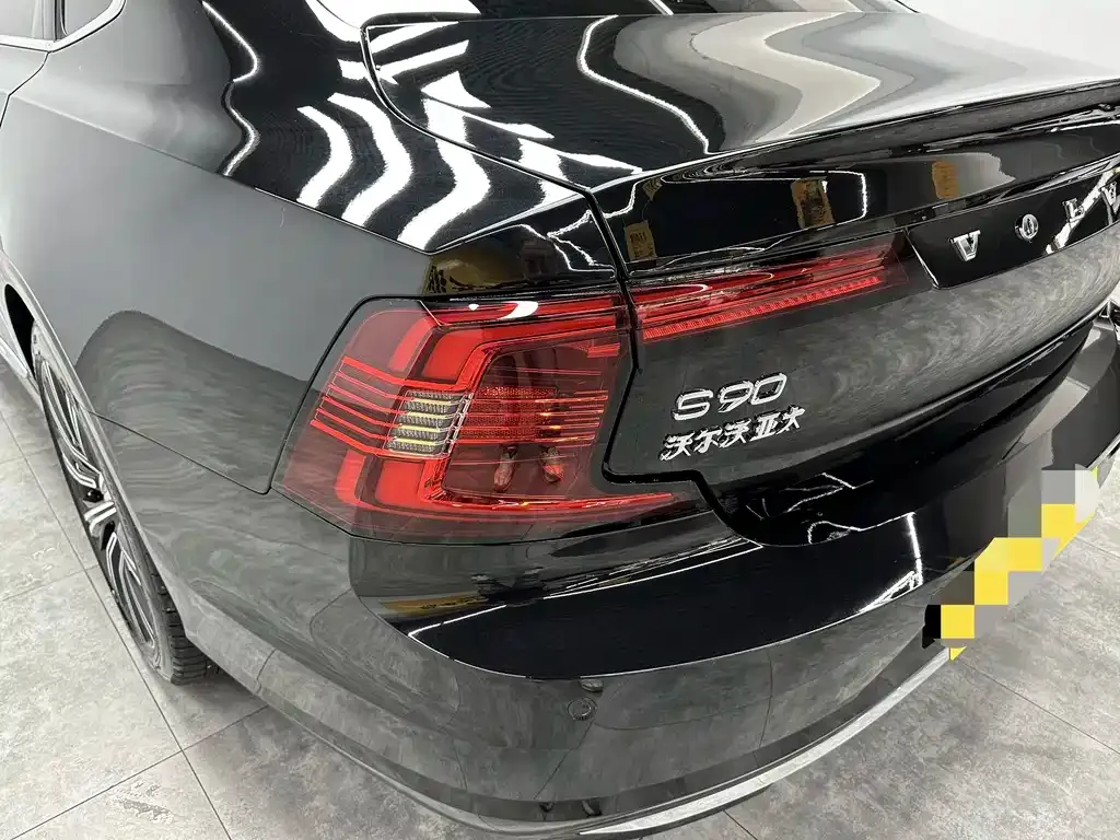 Volvo S90 2024 из CN, фото 10