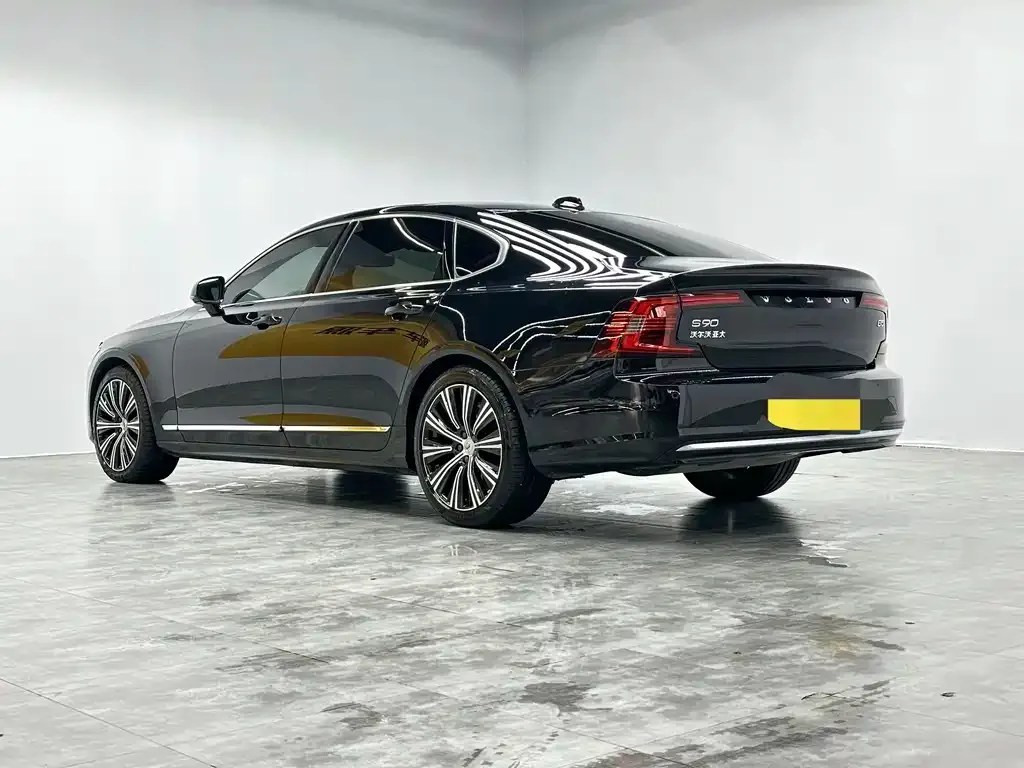 Volvo S90 2024 из CN, фото 7