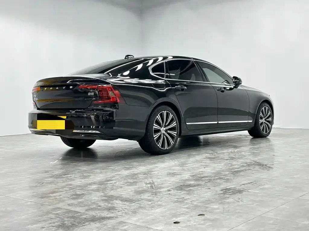 Volvo S90 2024 из CN, фото 5