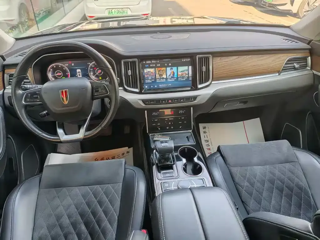 Hongqi HS7 2023 из CN, фото 5