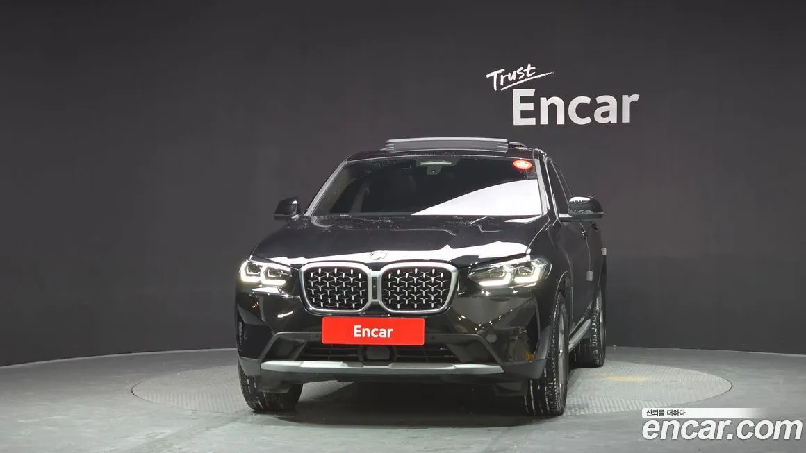 BMW X4 2024 из KR, фото 3