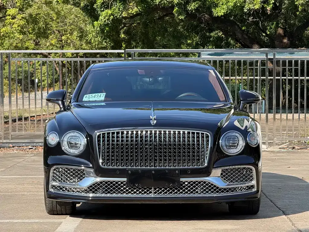 Bentley Flying Spur 2021 из CN, фото 1