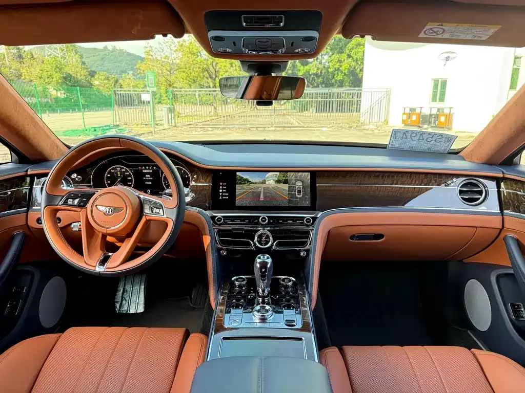 Bentley Flying Spur 2021 из CN, фото 9