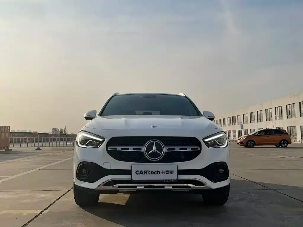 Mercedes-Benz GLA — фото 6