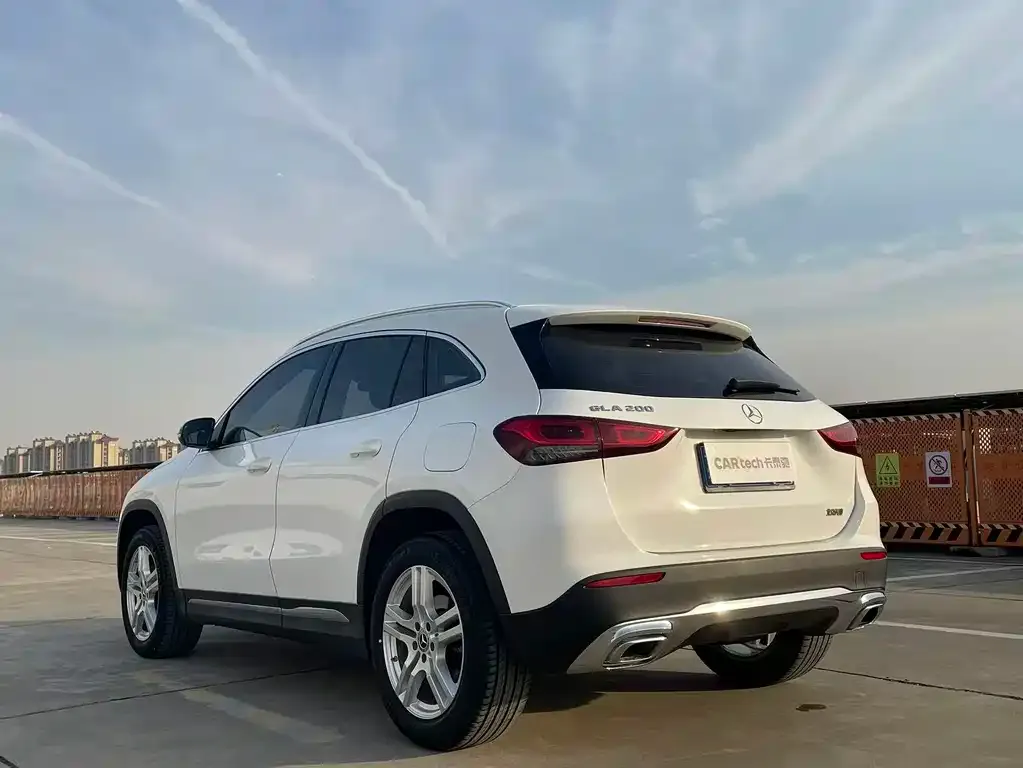 Mercedes-Benz GLA — фото 2
