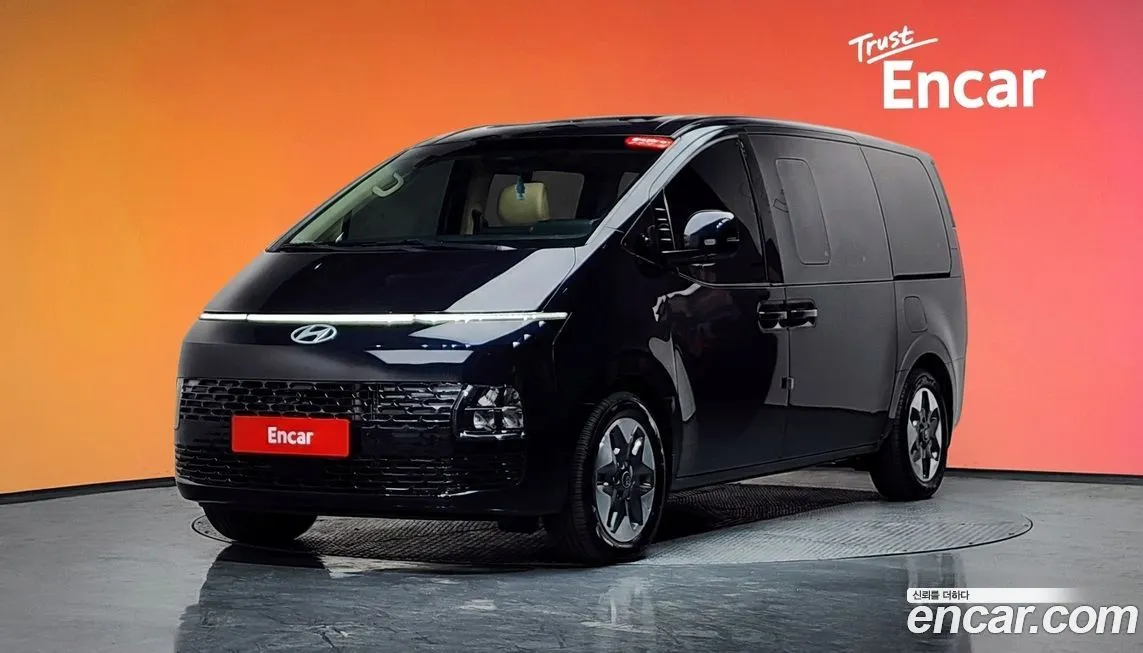 Hyundai Staria