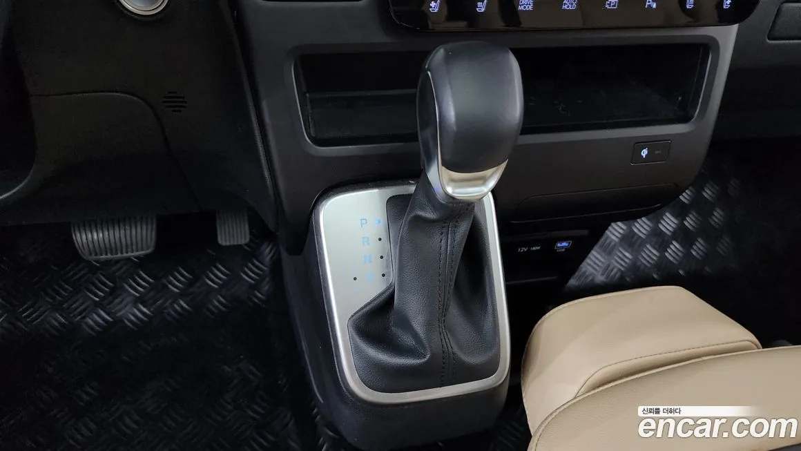 Hyundai Staria 2025 из KR, фото 9