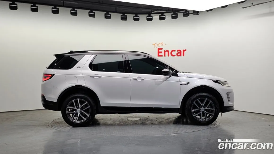 Land Rover Discovery Sport 2025 из KR, фото 6