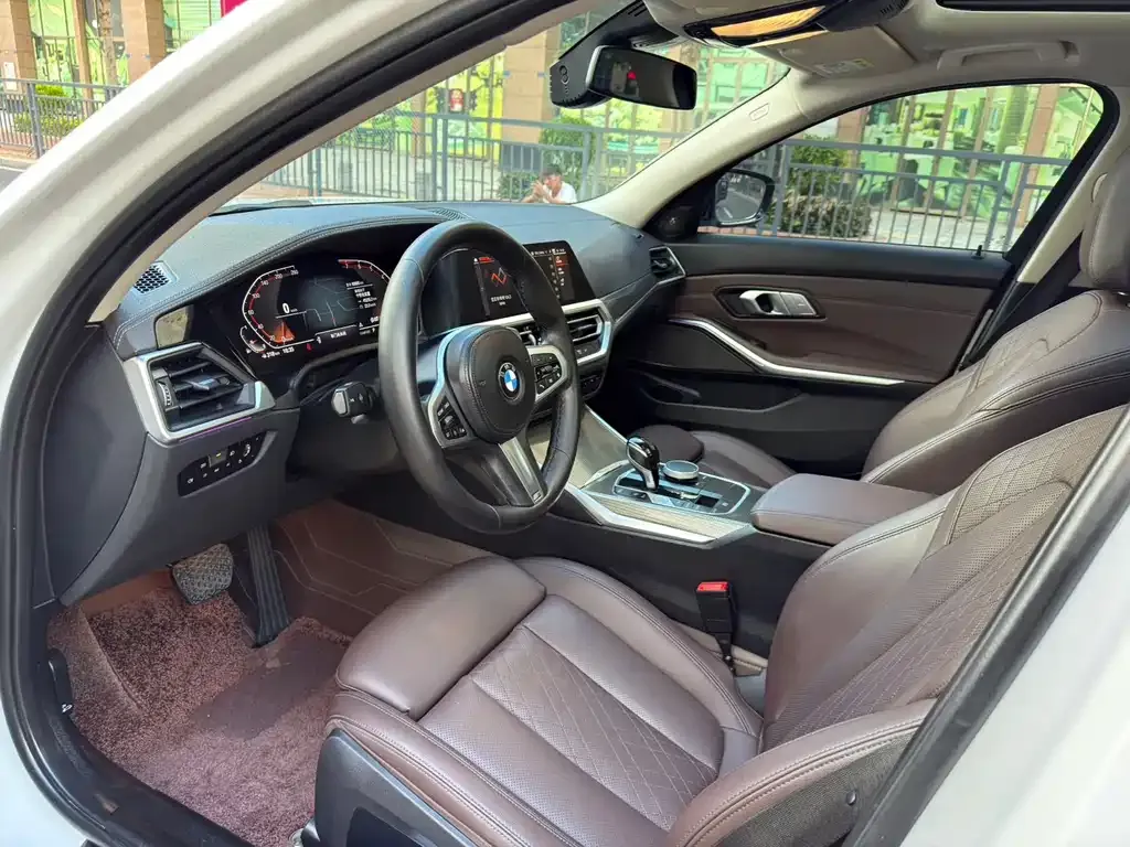 BMW 3 Series 2022 из CN, фото 7