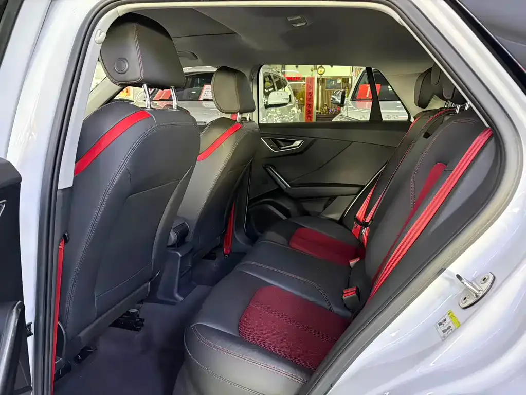 Audi Q2L 2021 из CN, фото 3
