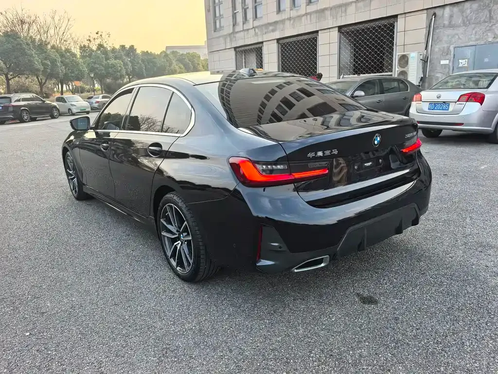 BMW 3 Series 2023 из CN, фото 8