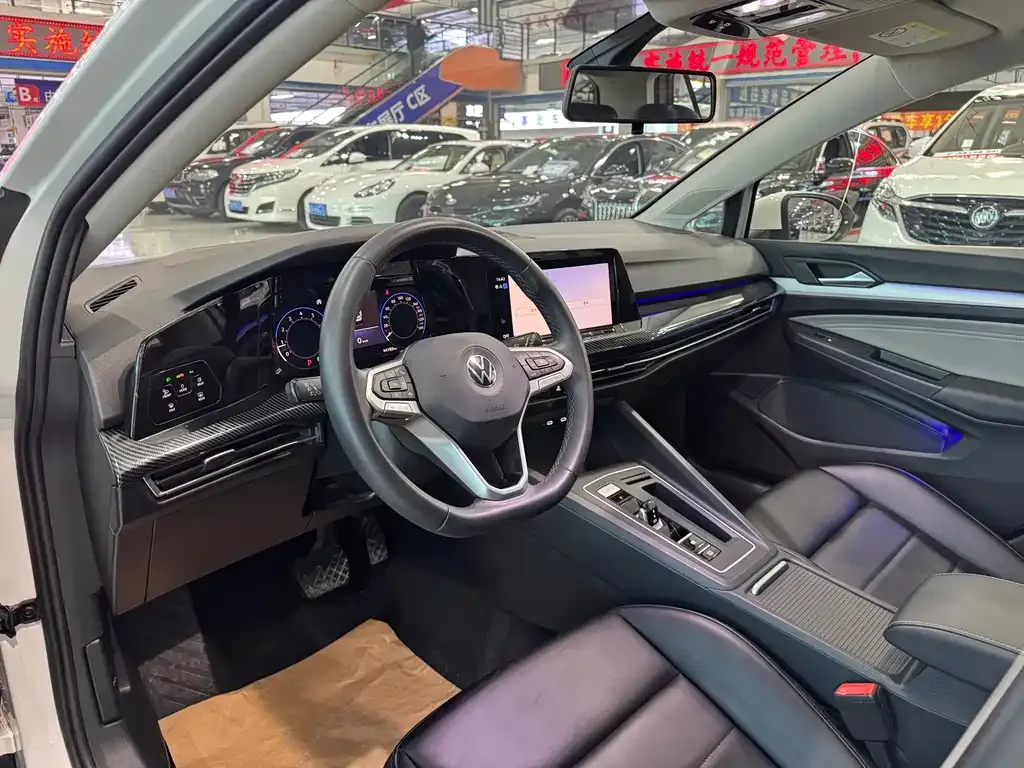Volkswagen Golf 2022 из CN, фото 7