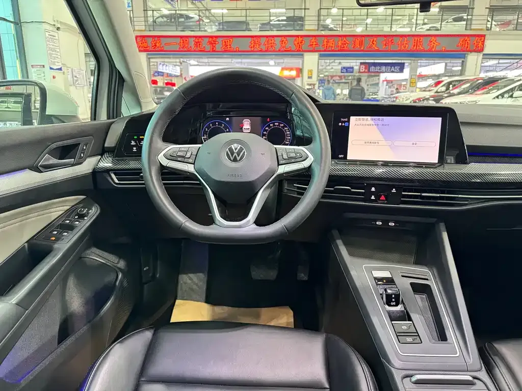 Volkswagen Golf 2022 из CN, фото 9