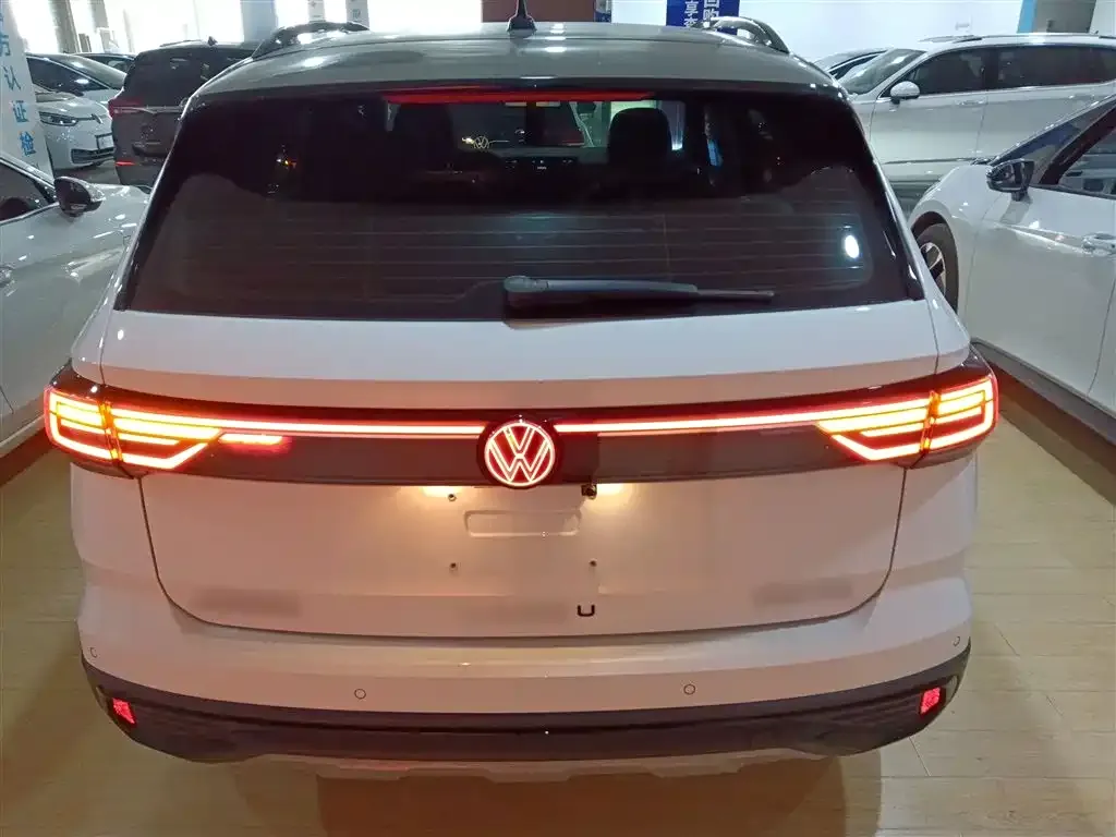 Volkswagen Tharu 2024 из CN, фото 6