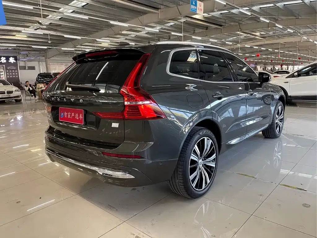 Volvo XC60 PHEV 2022 из CN, фото 3