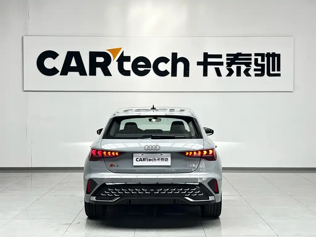 Audi A3 2024 из CN, фото 6