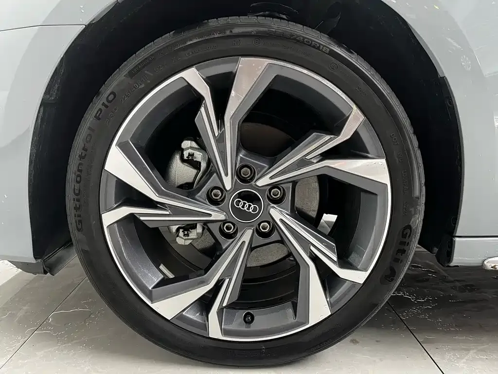 Audi A3 2024 из CN, фото 4