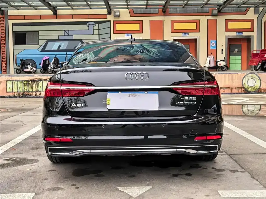 Audi A6L — фото 5
