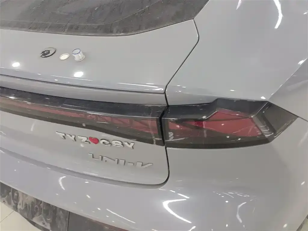 Changan UNI-V 2022 из CN, фото 3