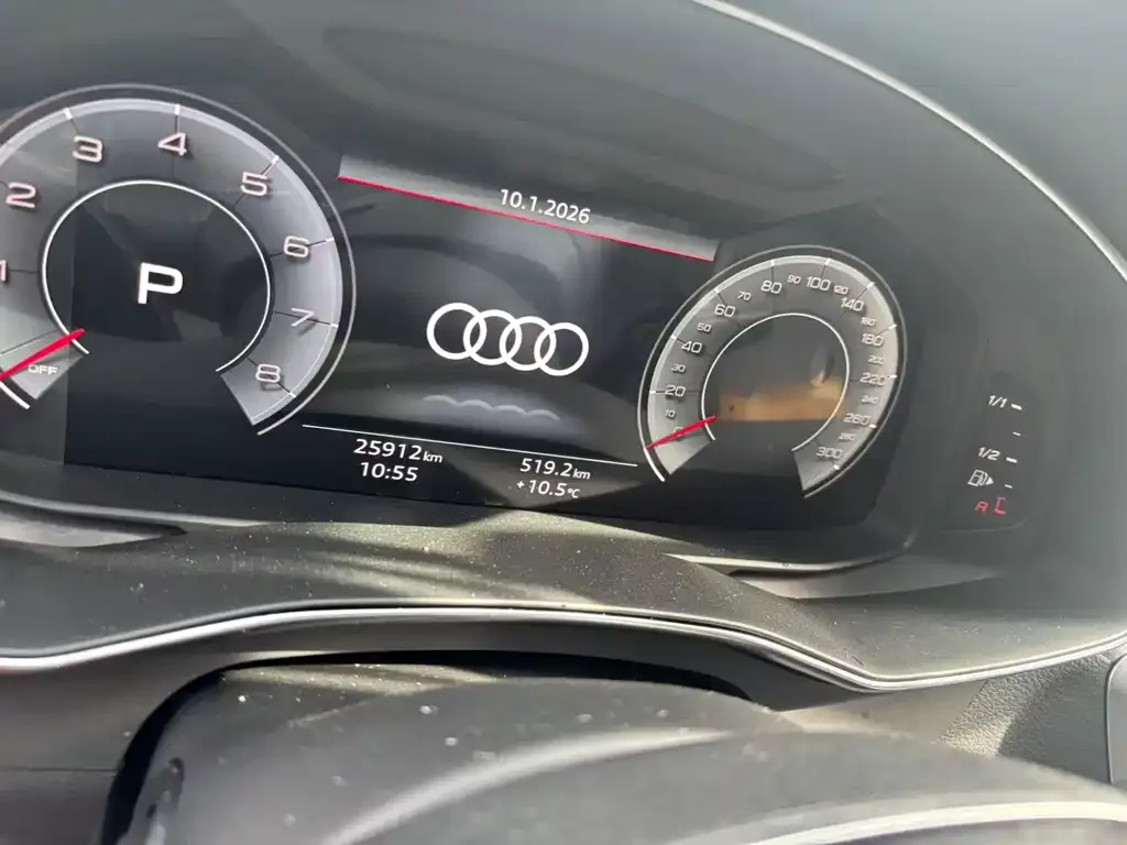 Audi A6L 2024 из CN, фото 2
