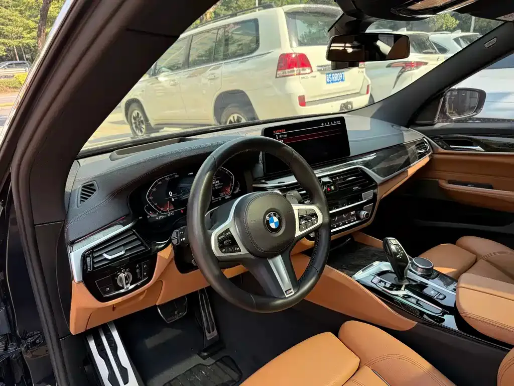 BMW 6 Series GT 2022 из CN, фото 2