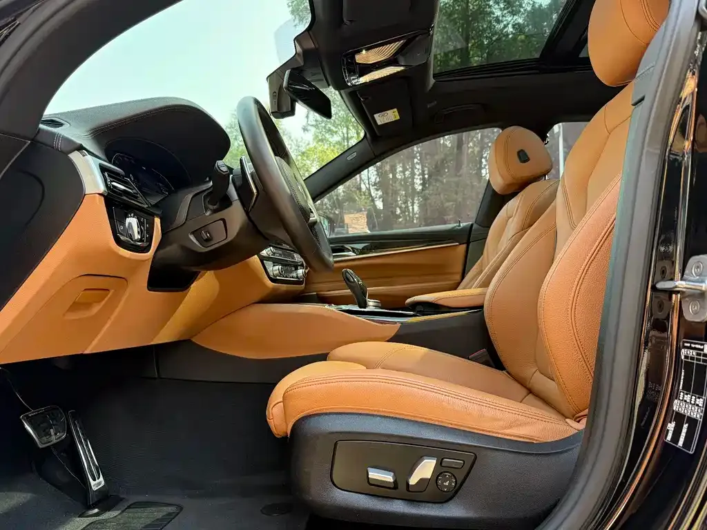 BMW 6 Series GT 2022 из CN, фото 3