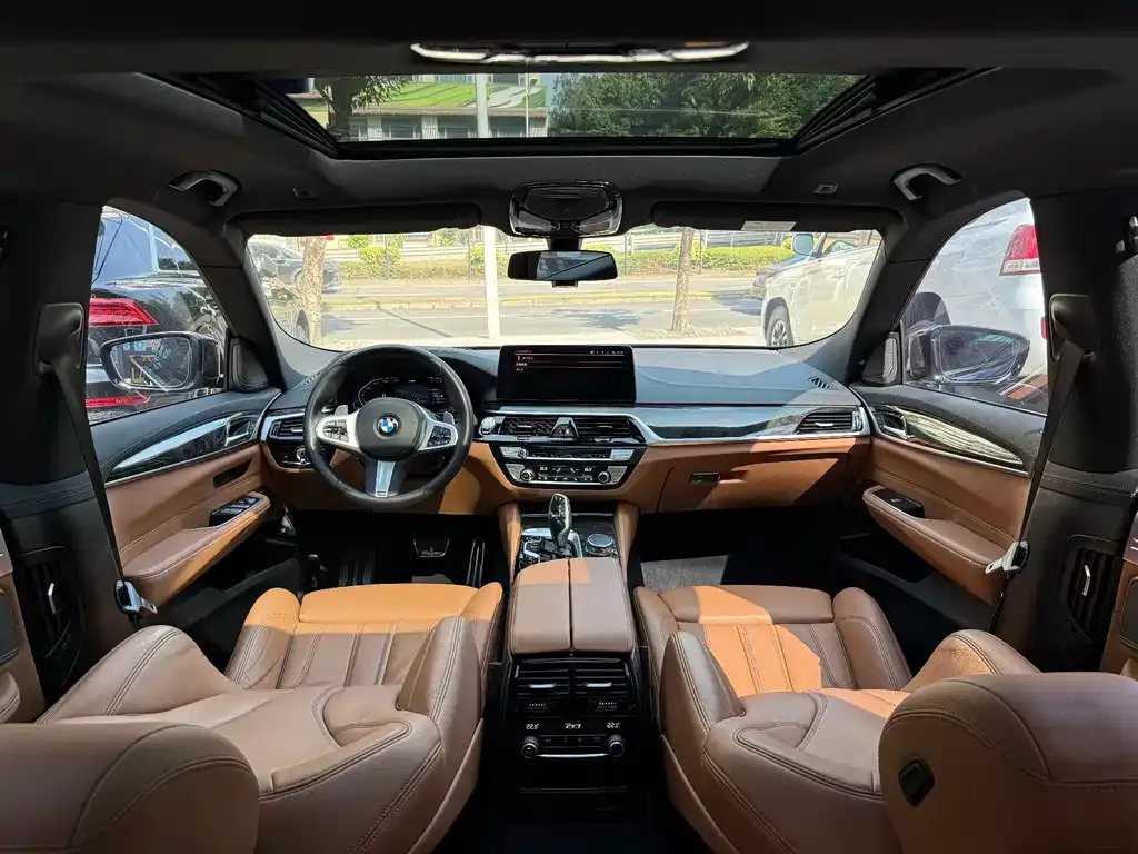 BMW 6 Series GT 2022 из CN, фото 4