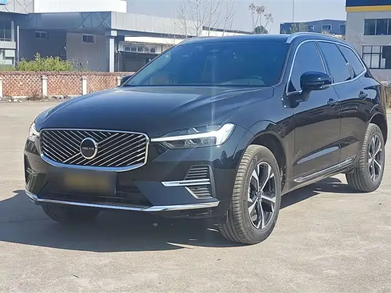 Volvo XC60 2025 из CN, фото 1