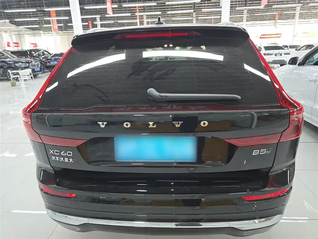Volvo XC60 2025 из CN, фото 9