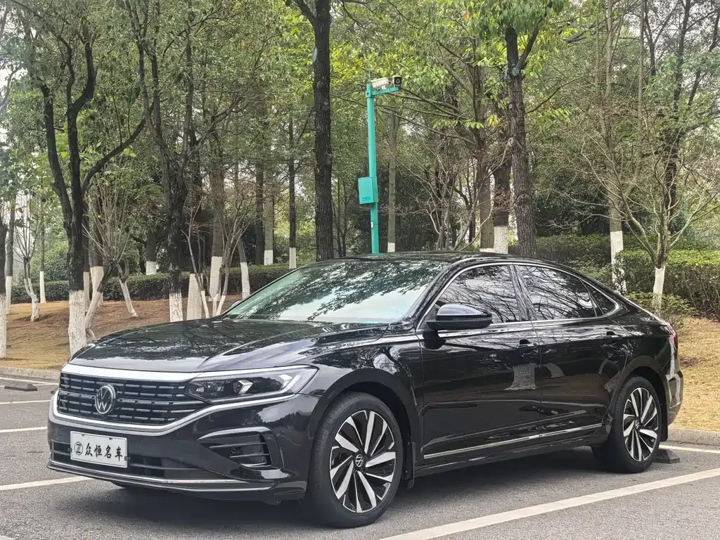 Volkswagen Passat 2022 из CN, фото 1