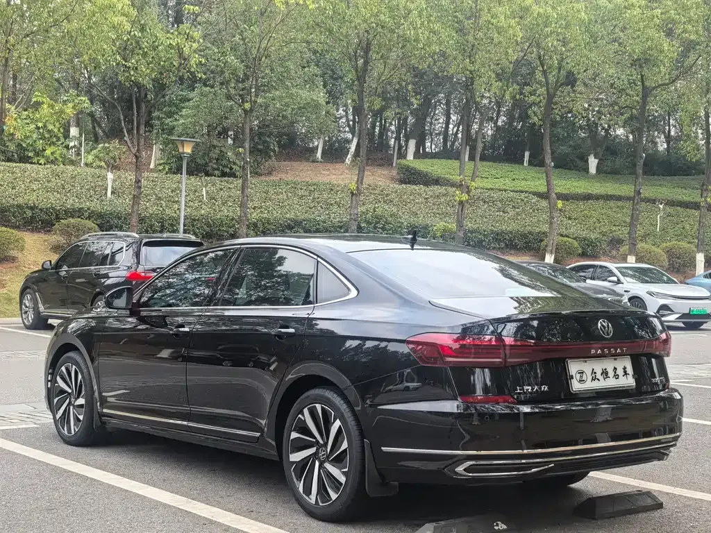 Volkswagen Passat 2022 из CN, фото 6