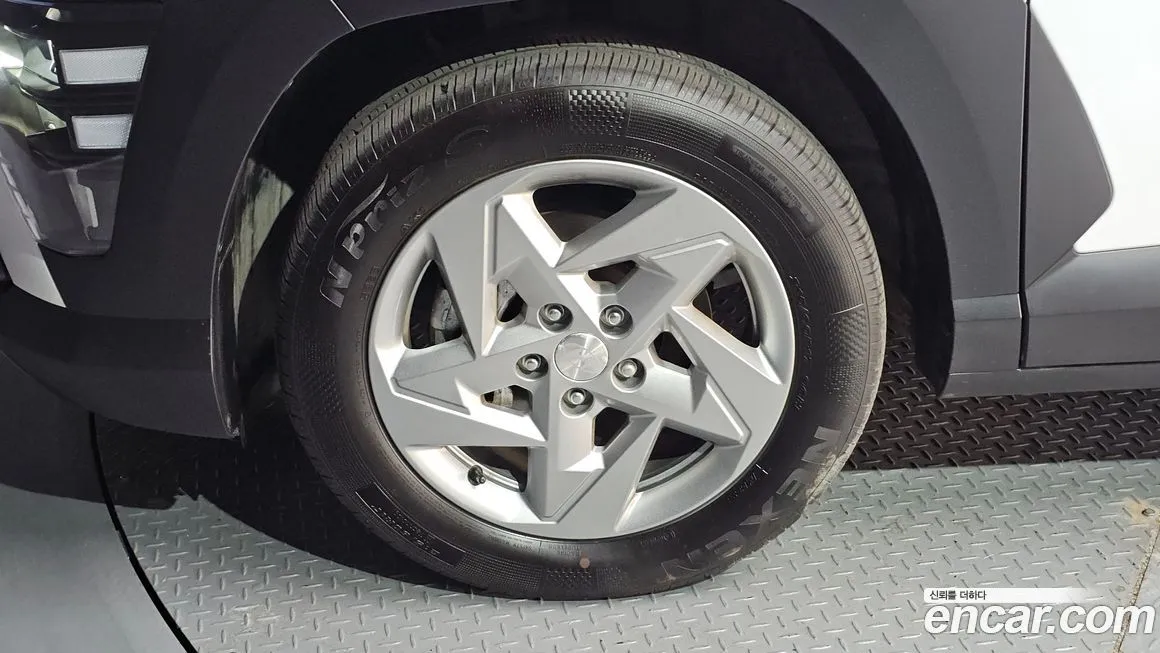 Hyundai Kona 2023 из KR, фото 7