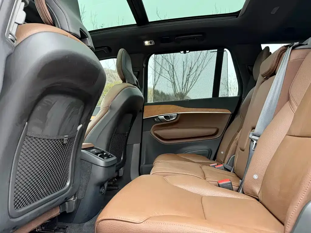 Volvo XC90 2022 из CN, фото 7