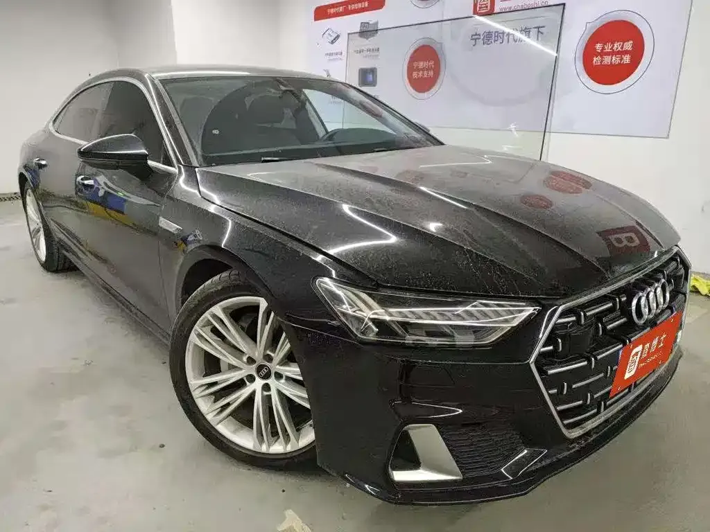 Audi A7L 2024 из CN, фото 6