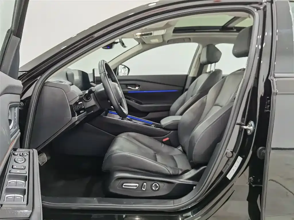 Honda Accord 2024 из CN, фото 10
