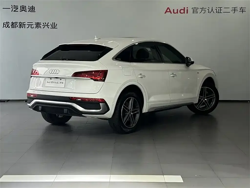 Audi Q5L Sportback 2021 из CN, фото 6