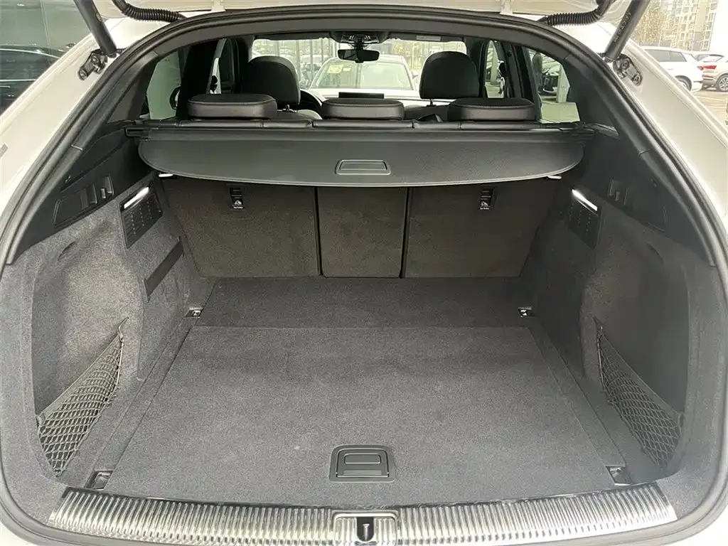 Audi Q5L Sportback 2021 из CN, фото 9