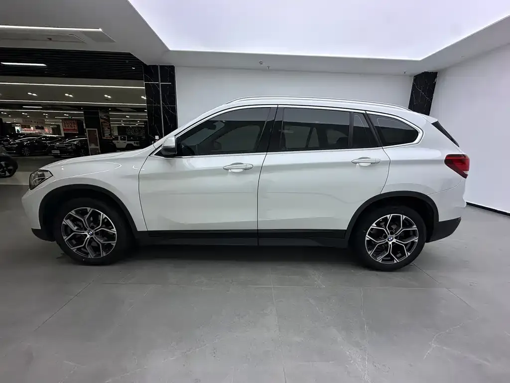 BMW X1 2022 из CN, фото 9