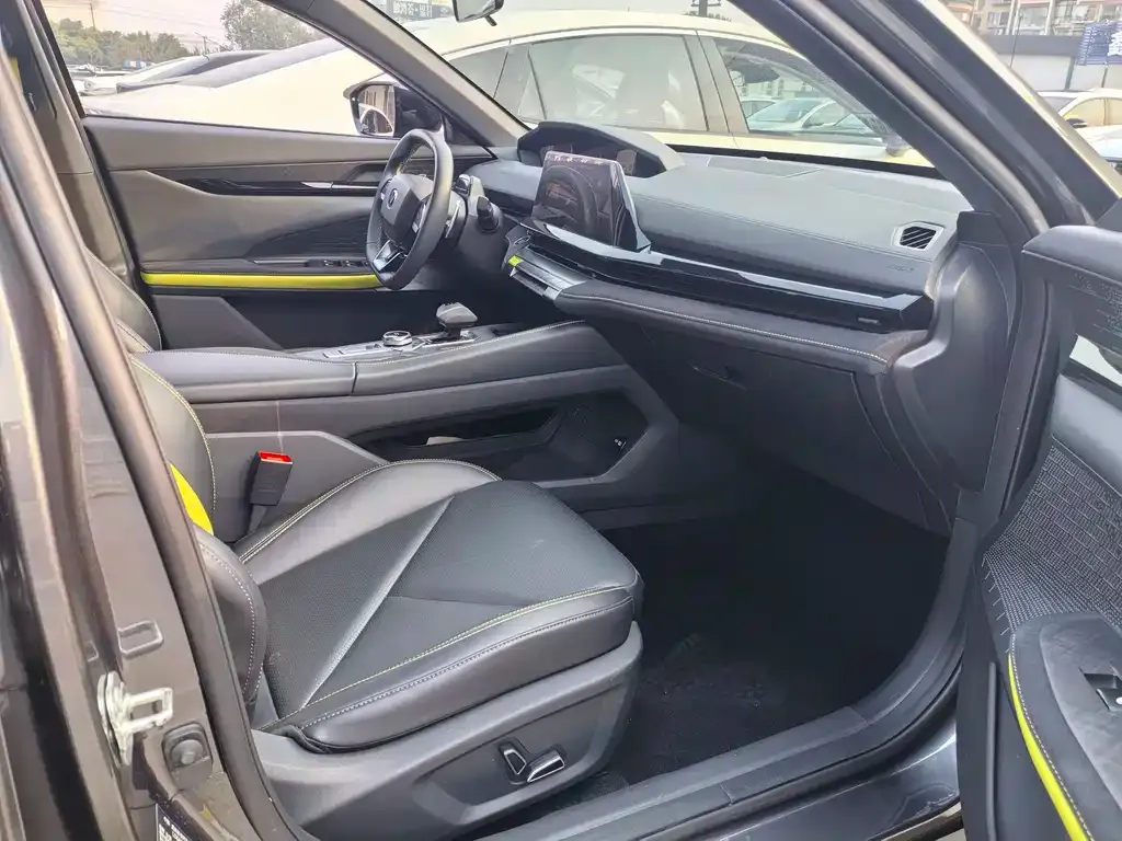 Changan UNI-V 2023 из CN, фото 7
