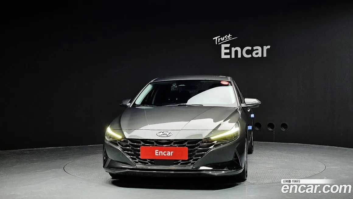 Hyundai AVANTE — фото 3