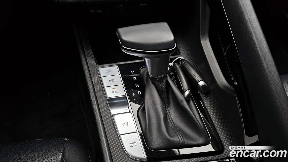 Hyundai AVANTE — фото 9