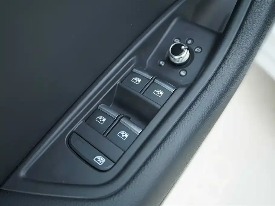 [object Object] A4L 2023 из CN, фото 10