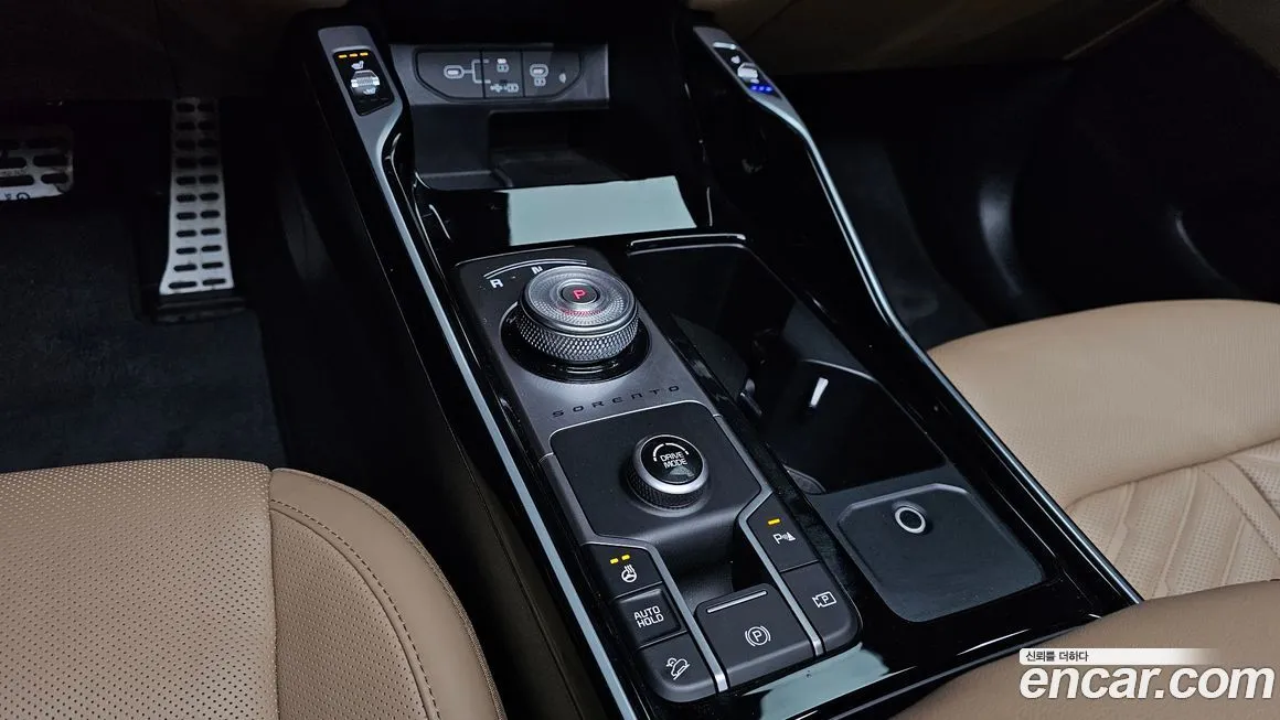 Kia Sorento — фото 7