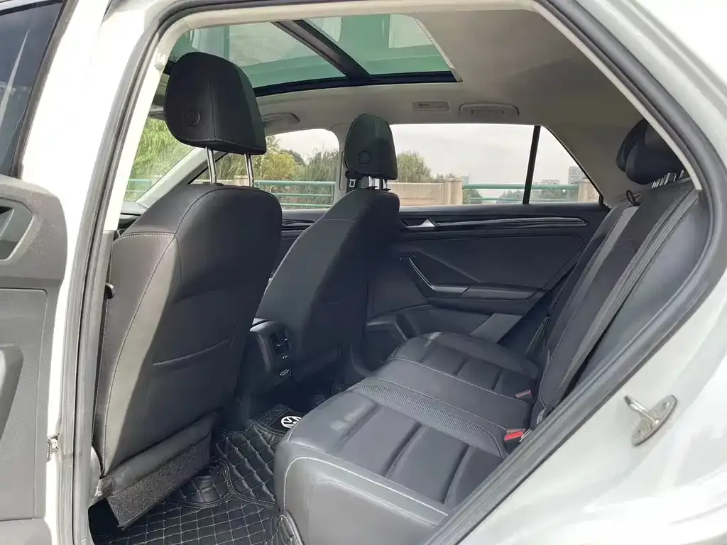 Volkswagen T-Roc 2021 из CN, фото 8