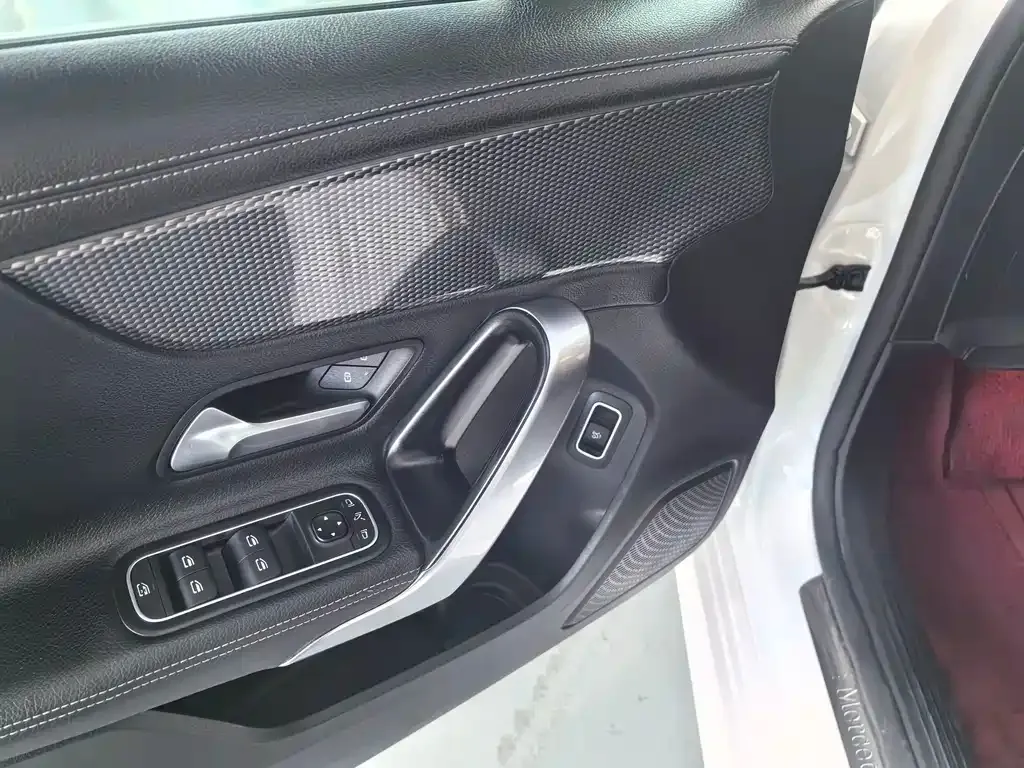 Mercedes-Benz A-Class 2022 из CN, фото 6