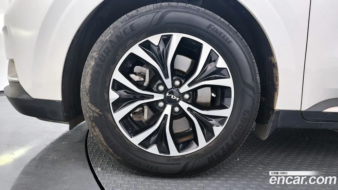 Kia Carnival 2023 из KR, фото 5