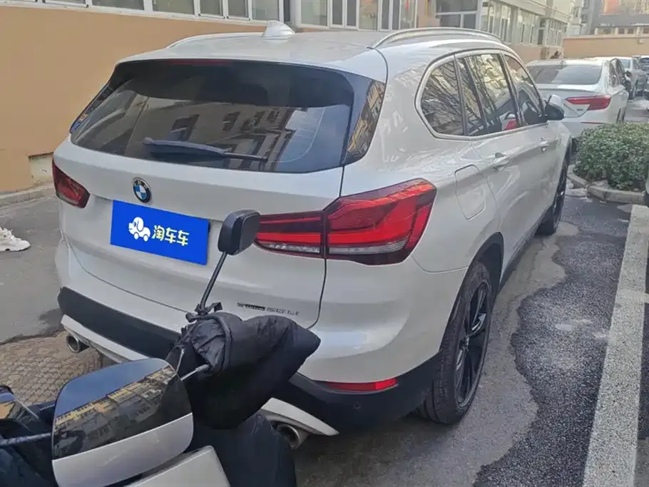 BMW X1 2021 из CN, фото 3